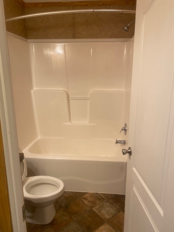 Building Photo - 36 River St