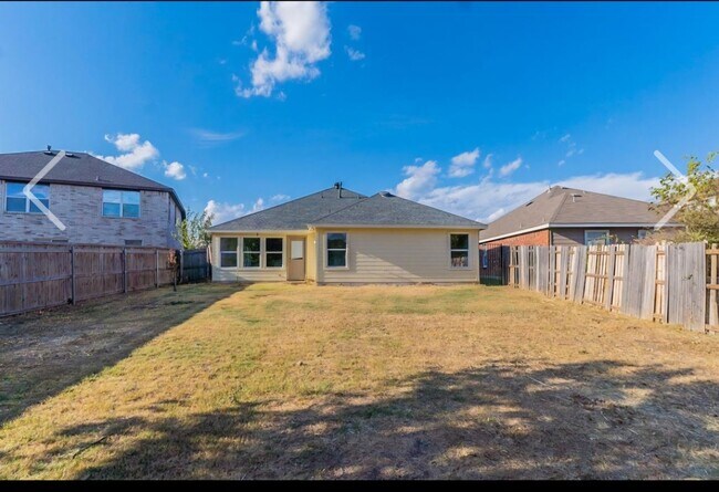 Building Photo - 4 Bedroom Single Family Home in Arlington....