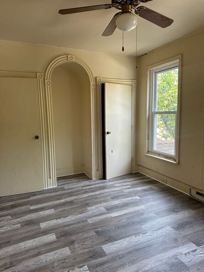 Primary Photo - 1606 Perkiomen Ave