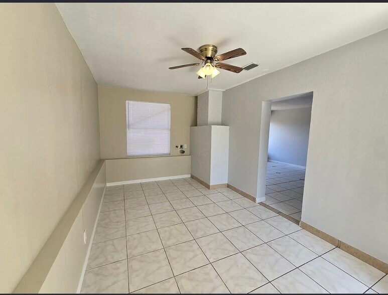 Building Photo - 21 Mountain Dr