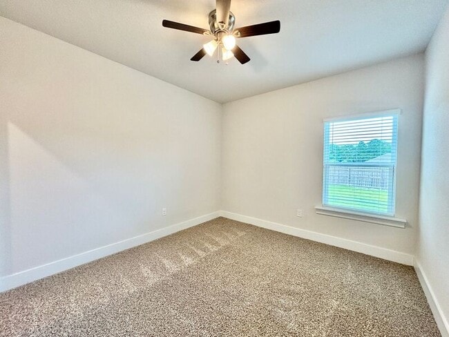 Building Photo - 1234 Fenwick Ct