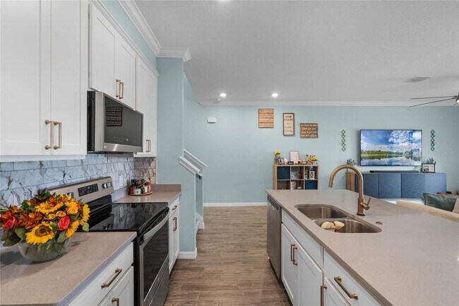 Building Photo - 15691 Willow Arbor Cir