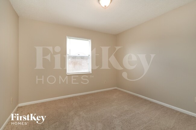 Building Photo - 1806 Alder Dr