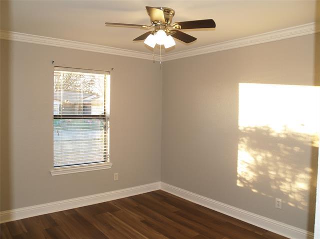 Building Photo - 5412 Briar Ln