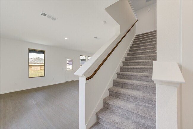 Building Photo - 16132 Holly Laurel Mnr