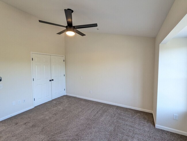 Building Photo - 7122 Collinsworth Pl