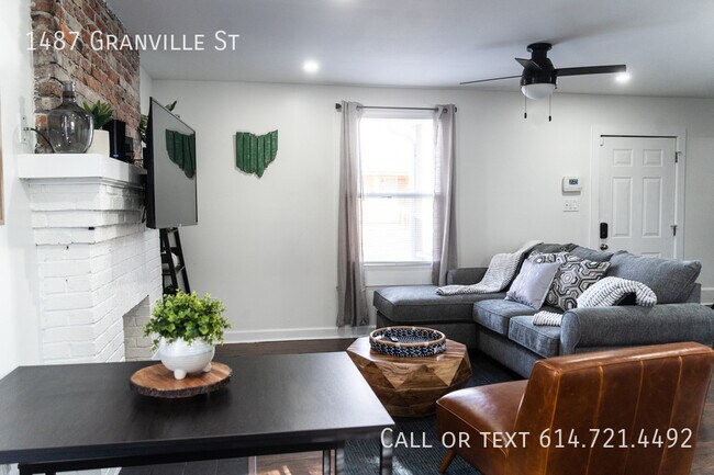 Building Photo - 1487 Granville St