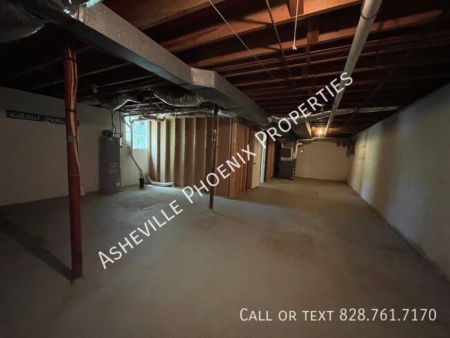 Building Photo - 276 New Leicester Hwy
