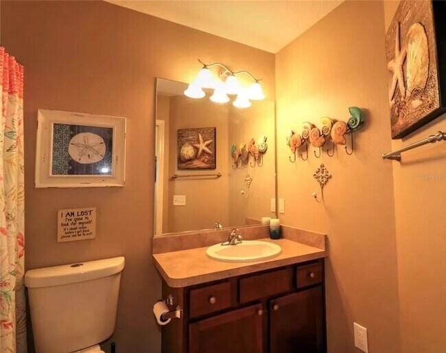 Building Photo - M2393 Carriage Hill Way (VC/M5)