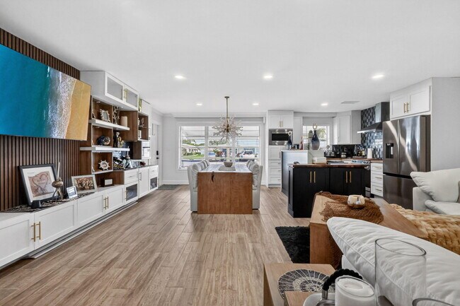 Building Photo - 212 High Point Blvd