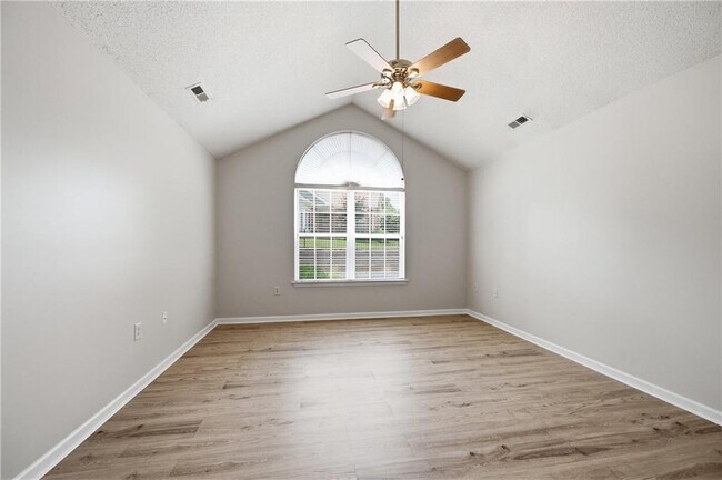 Building Photo - 19108 Harvest Ridge Ln