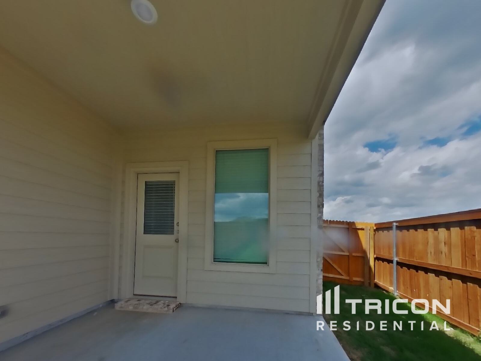 Building Photo - 2701 Brushy Lk Dr