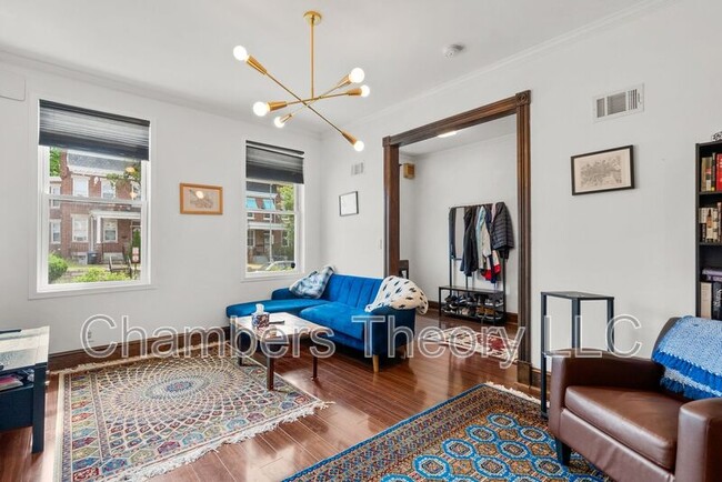 Building Photo - 3532 Warder St NW
