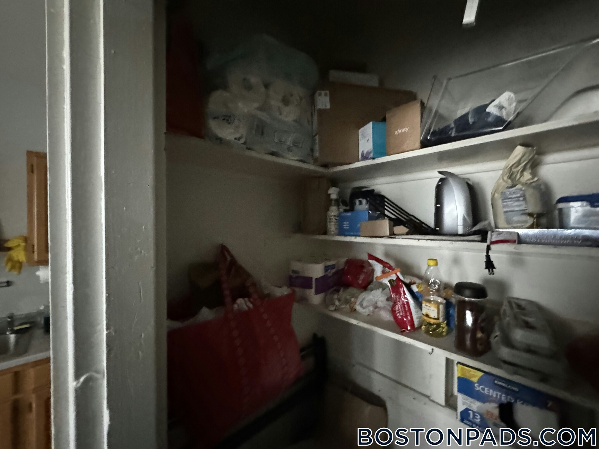 Building Photo - 140 Calumet St