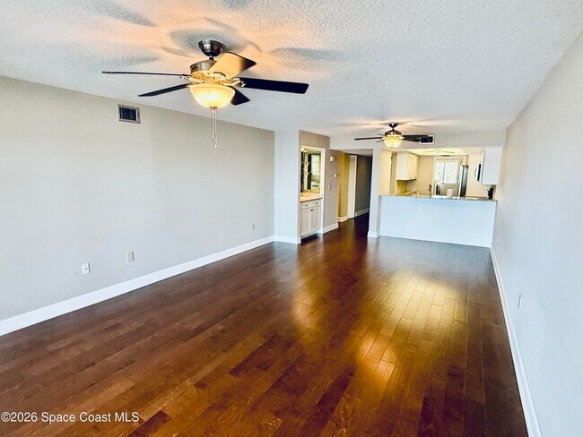 Building Photo - 250 S Sykes Creek Pkwy