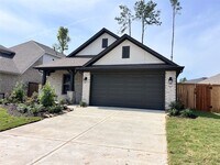 Building Photo - 8460 Int'l Fls Dr