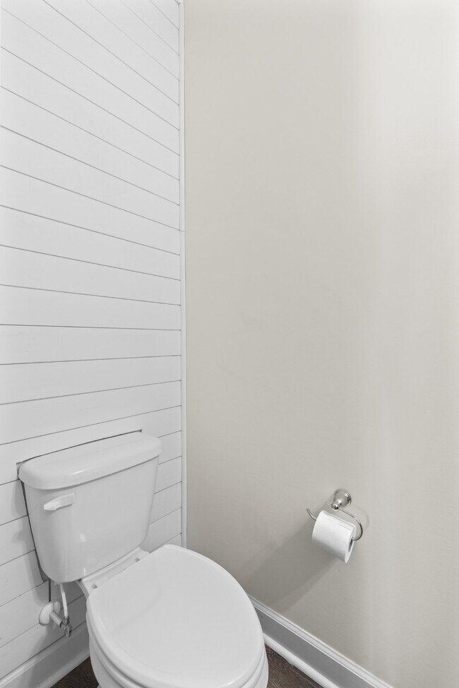 Building Photo - Evans Crossing