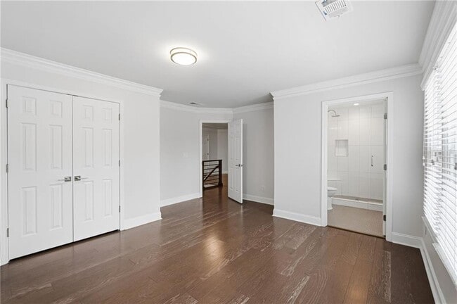 Building Photo - 100 Cabots Cove Ct