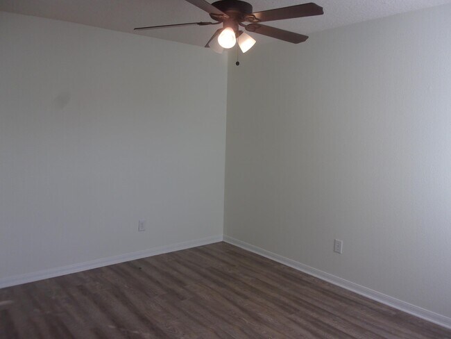 Building Photo - 274 Syrah Way