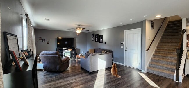 Building Photo - 354 Niblick Dr