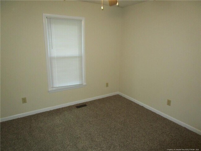 Building Photo - 2122 Constitution Dr