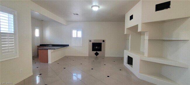 Building Photo - 7728 Villa De La Paz Ave