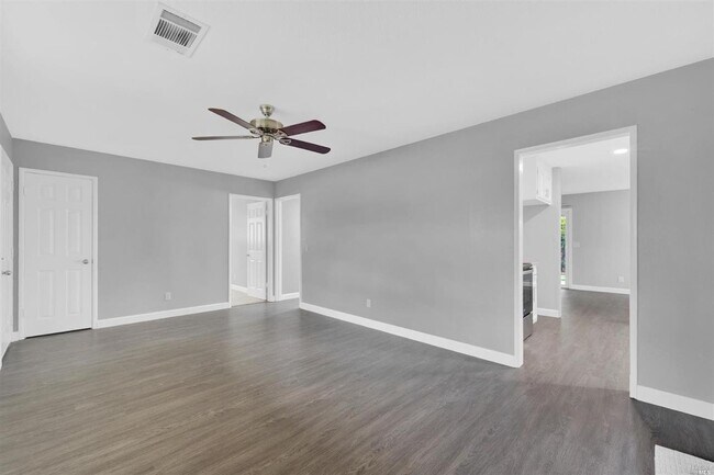 Building Photo - 2024 Starling Way