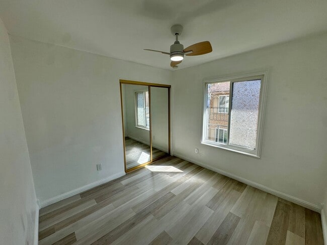 Building Photo - Beautifully Remodeled Home with Private Patio in Ontario