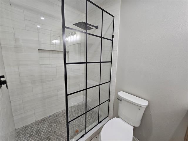 Building Photo - 5519 Arlington Park Dr