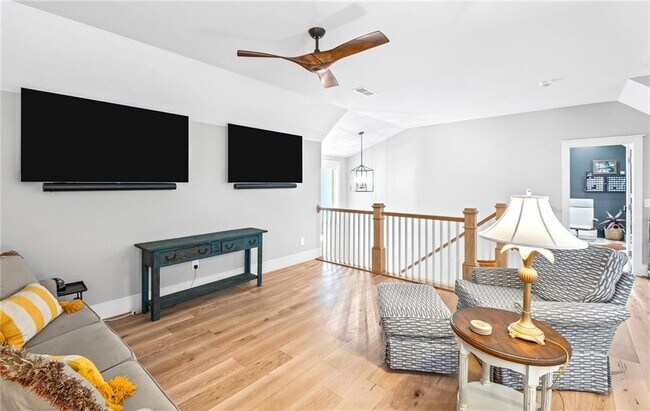 Building Photo - 8175 Main St