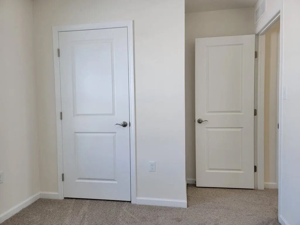 Building Photo - 64 Rollins Ln