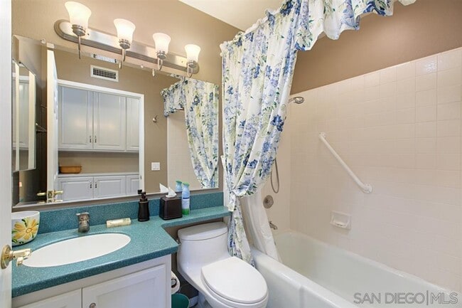 Building Photo - 1448 Santa Luisa Dr