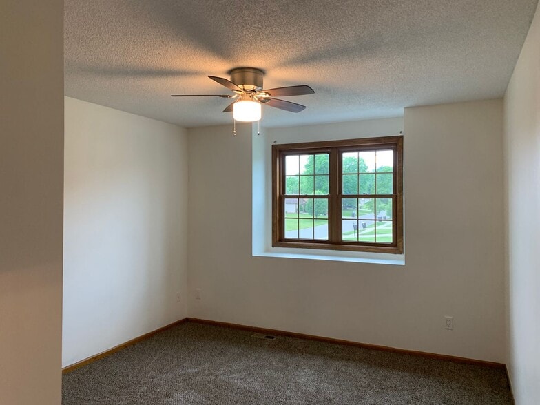 Building Photo - 8502 Medallion Run