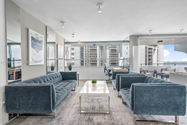 Building Photo - 11 Island Ave