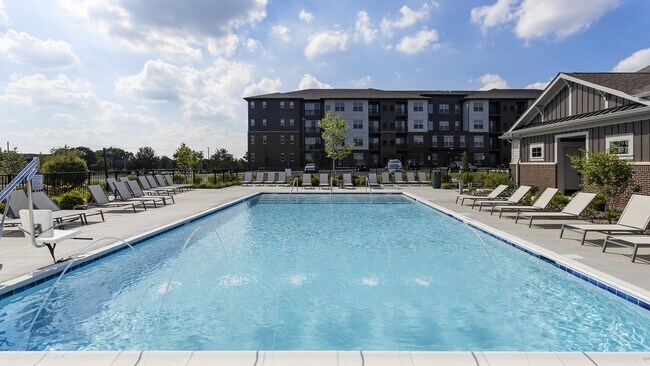Building Photo - 450 Woodmoor Dr