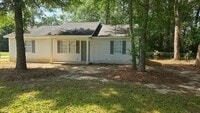 Building Photo - Check out this recently renovated home!