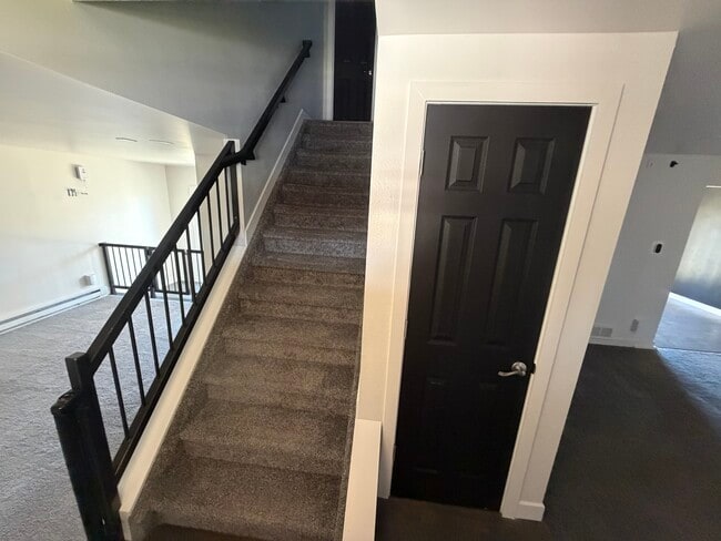 Building Photo - 6222 Alkire Ct