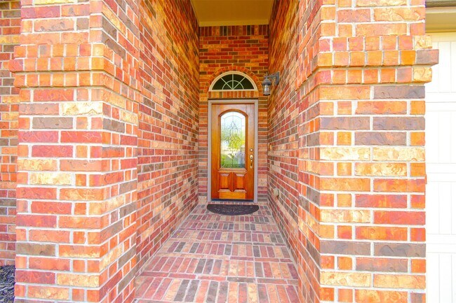 Building Photo - 10107 Forrester Trail