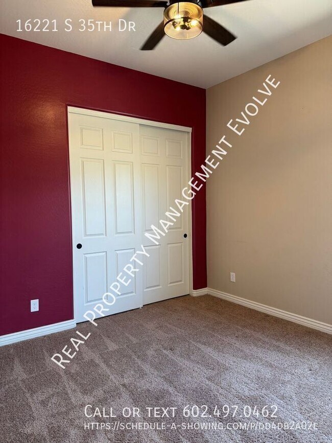 Building Photo - 16221 S 35th Dr