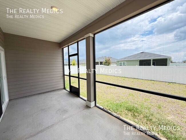 Building Photo - 6578 SW 89th Loop