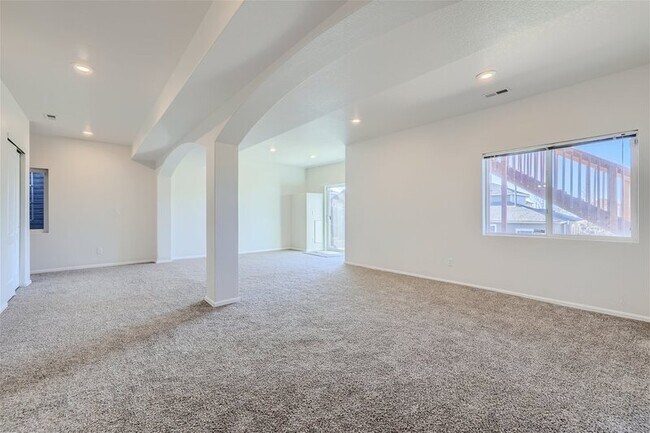Building Photo - 7767 Orange Sunset Dr