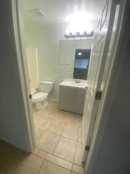 Building Photo - 4629 29th St SW