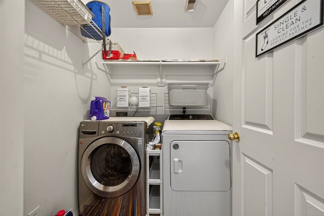 Building Photo - 20618 Rustic Hearth Ct