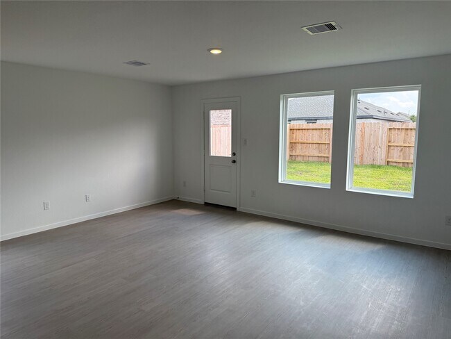 Building Photo - 2606 American Ruby Dr