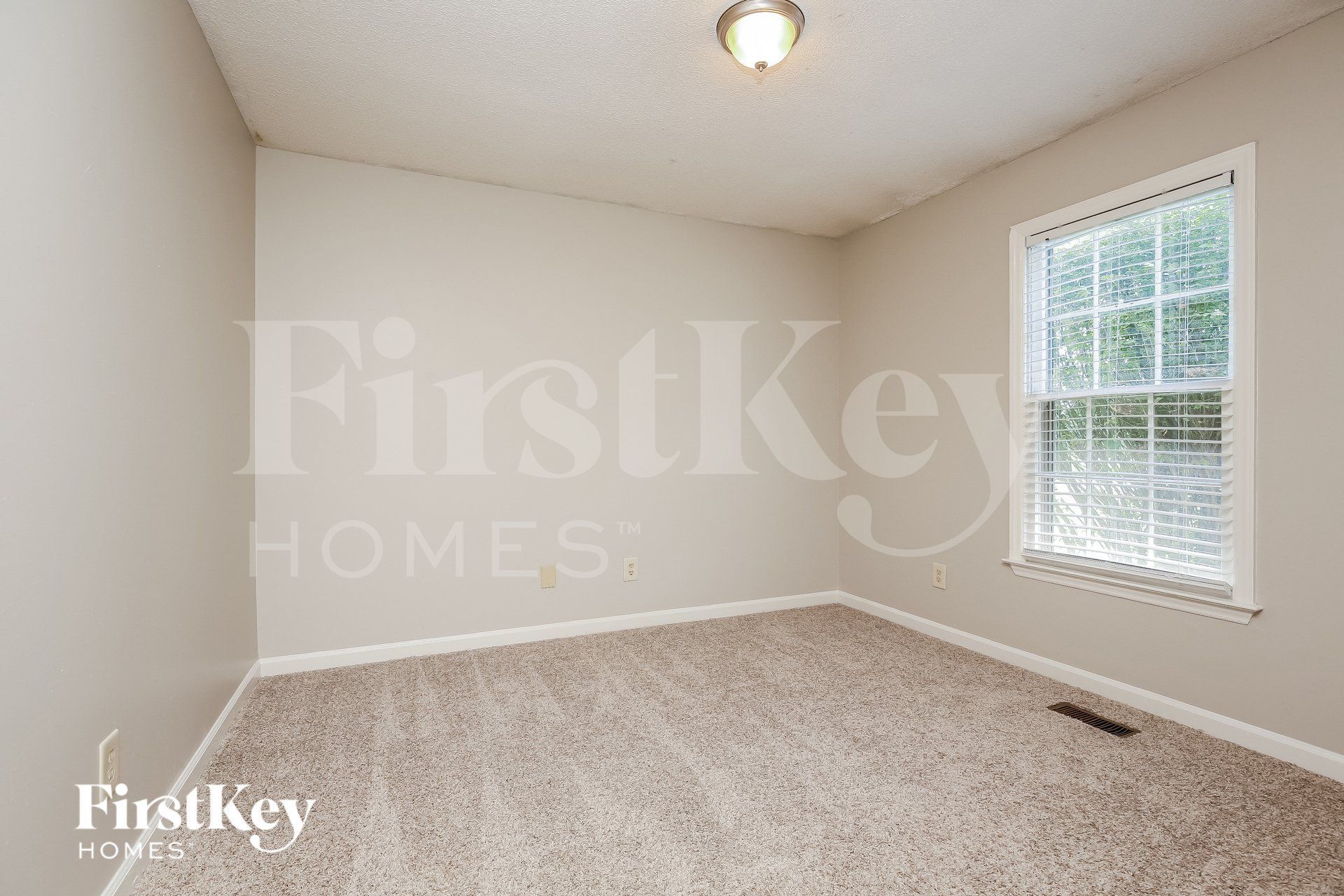 Building Photo - 5496 Burnt Knob Rd