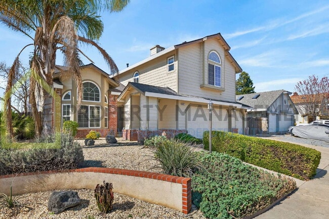 Building Photo - Spacious 3-Bedroom, 3-Bath Home Available