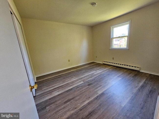 Building Photo - 63 N Main St