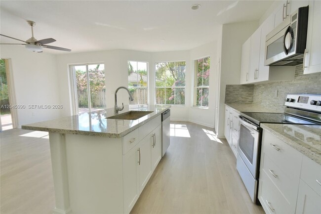 Building Photo - 4534 NW 94th Pl