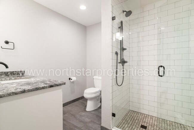 Building Photo - Newly Remodeled Lake Oswego Traditional