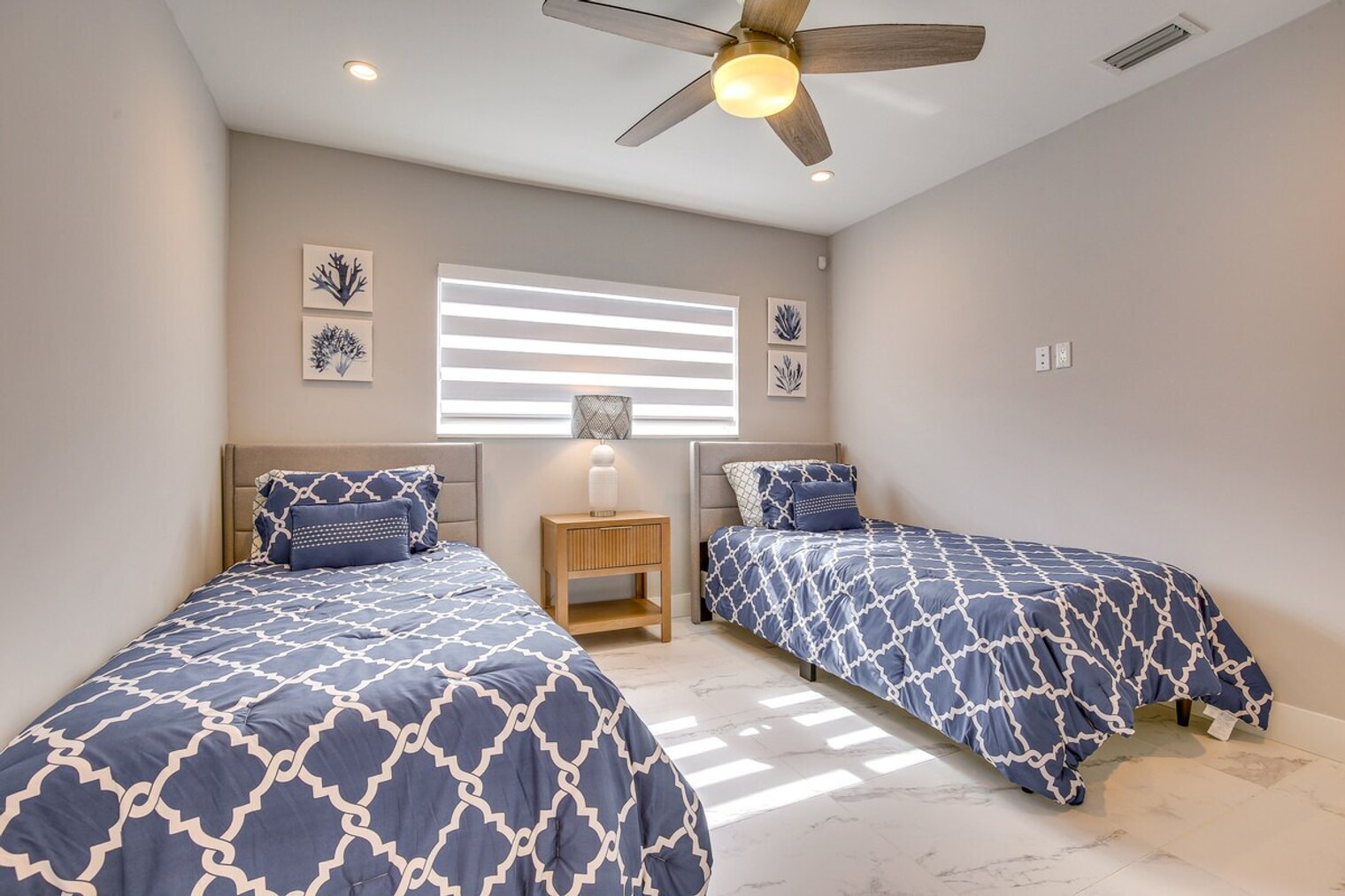 Building Photo - 1371 NW 131st St